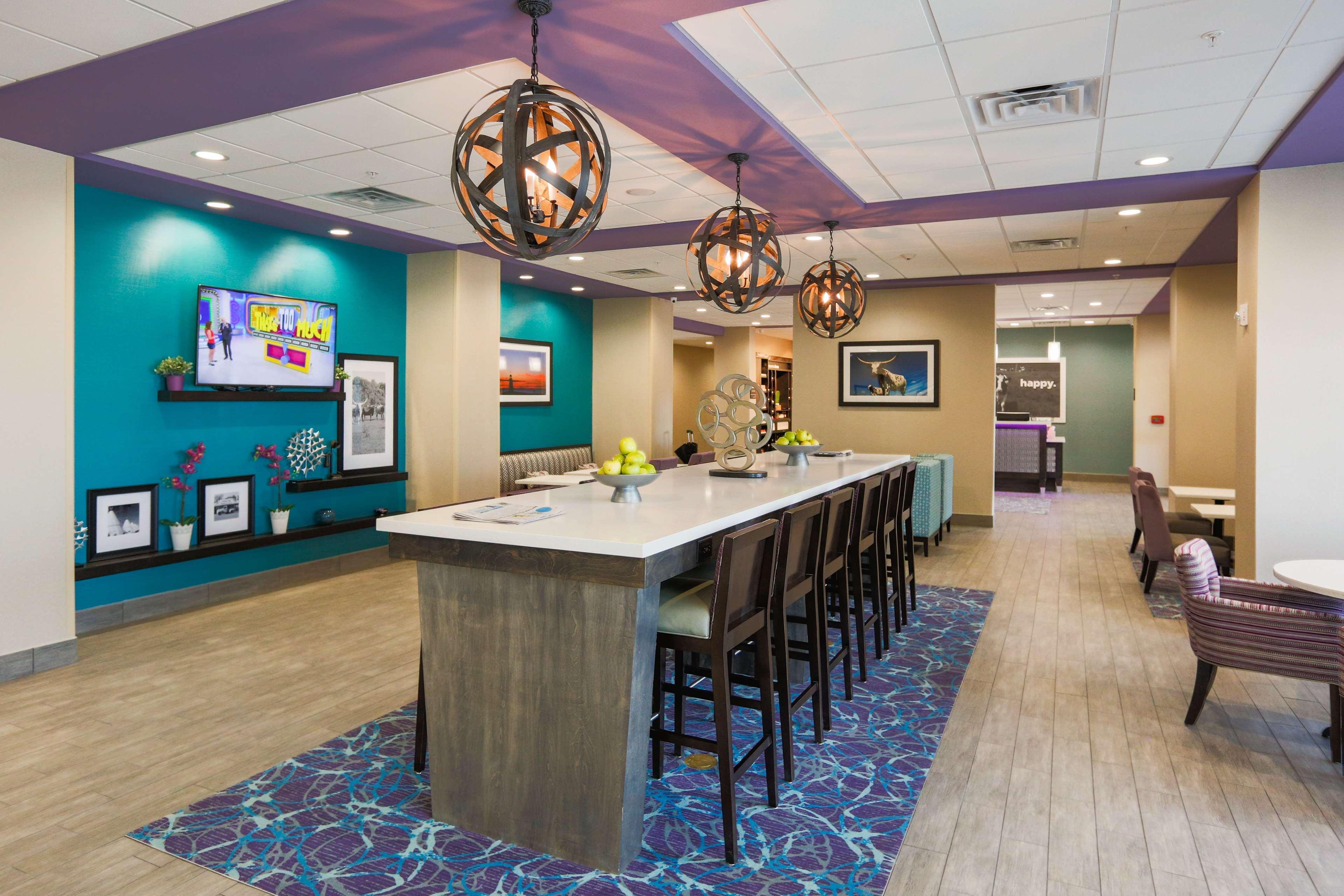 Hampton Ok Hotel