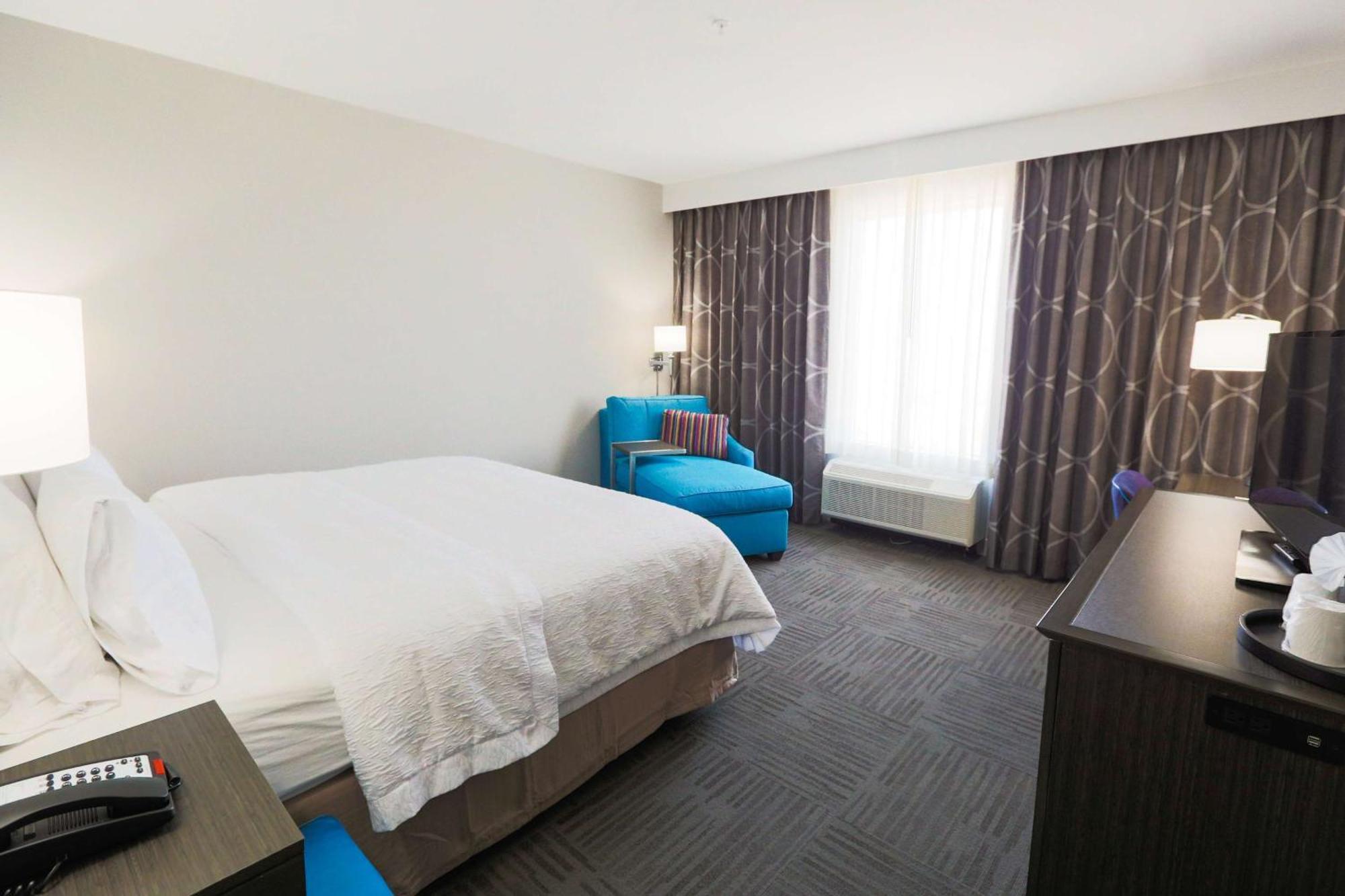 Hotel Hampton Ok 3*